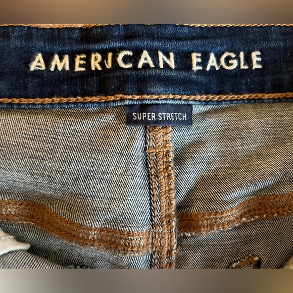 American Eagle Outfitters Super Stretch Midi Women's Blue Denim Shorts Size 12 - Picture 8 of 8